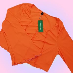 Neon orange/lavender lettuce trim top 🧡💜